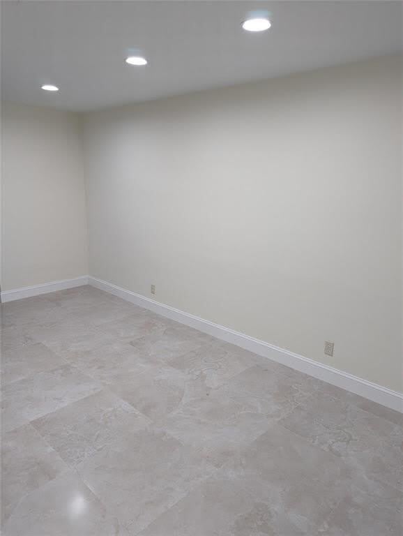 5220 Ne 14Th Way – photo 3