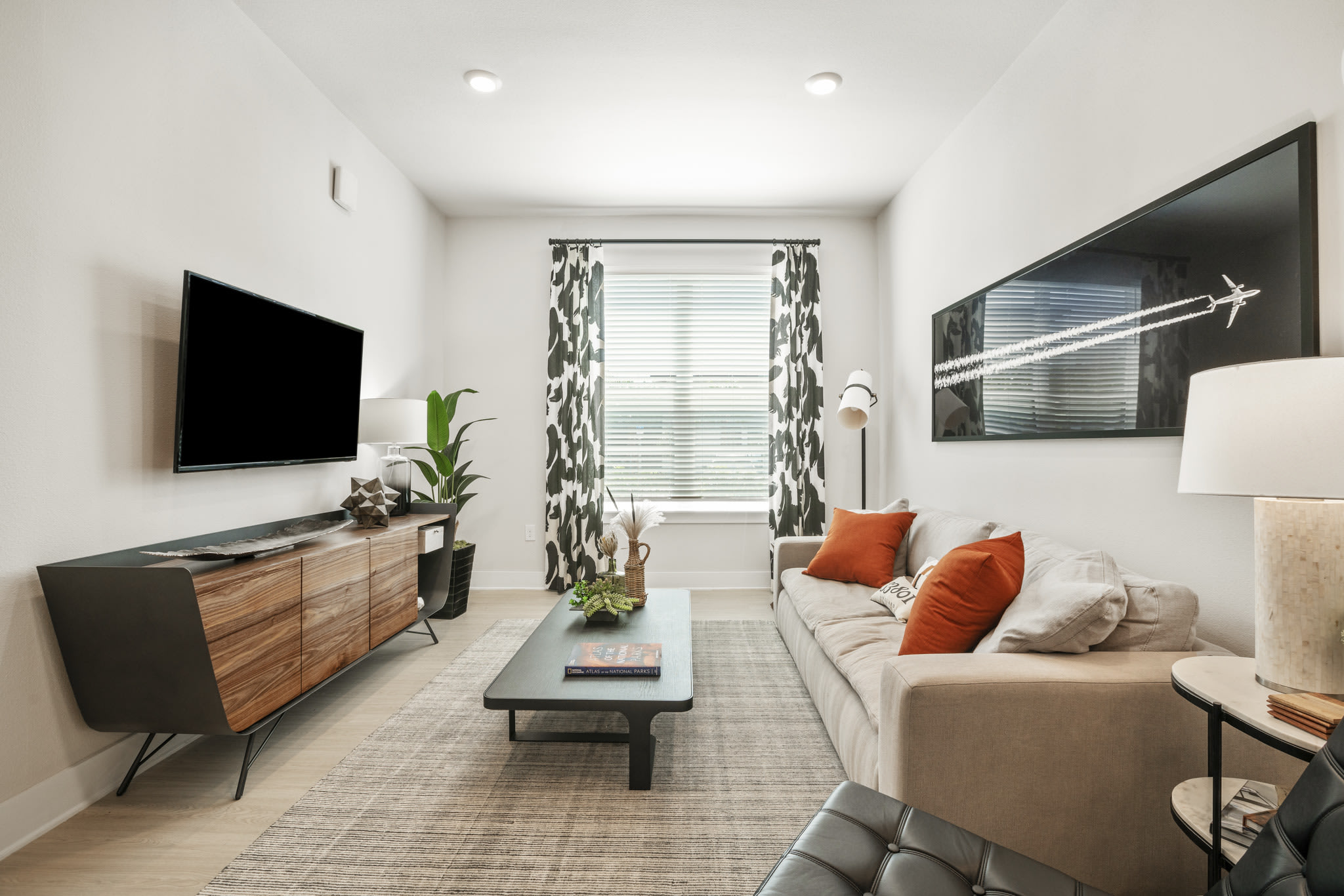 545 Madison Drive 1 – photo 5