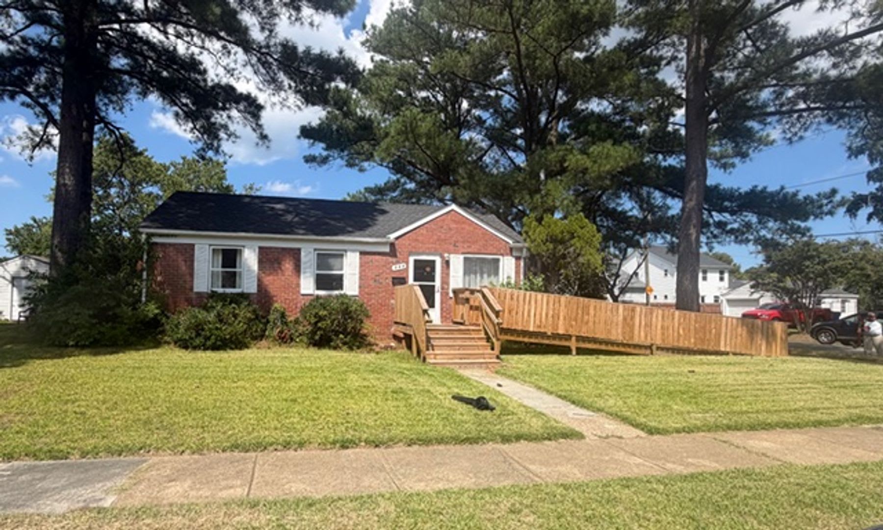 Roland Park – photo 1