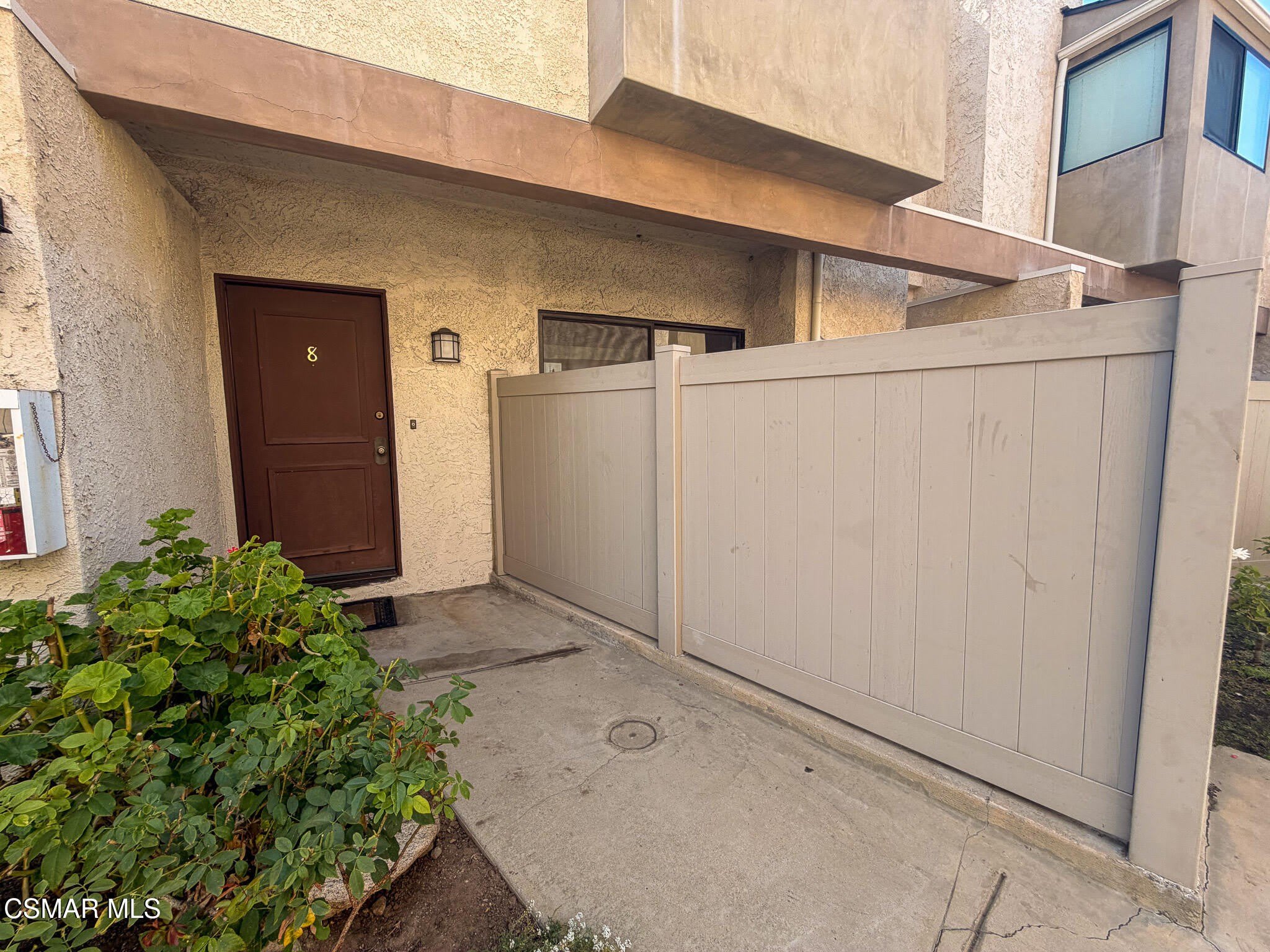 18242 Burbank Boulevard – photo 2