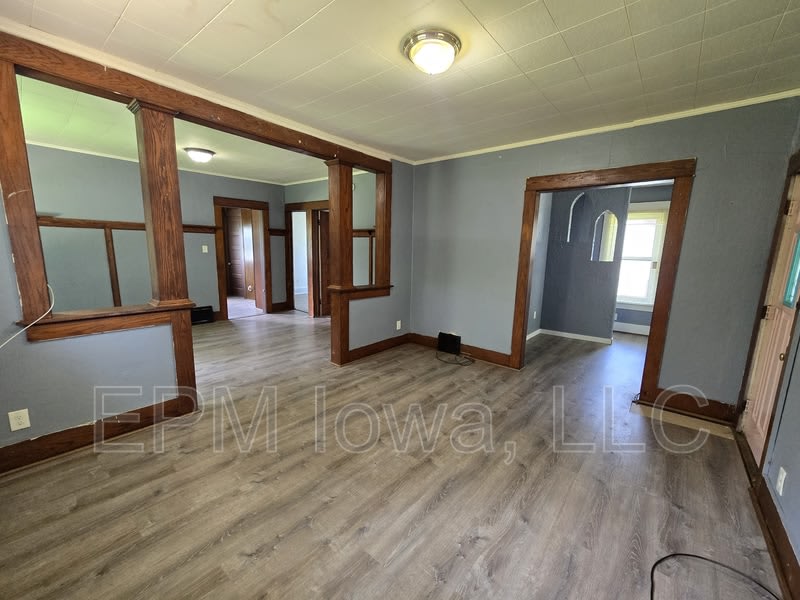 406 Gable St. – photo 5