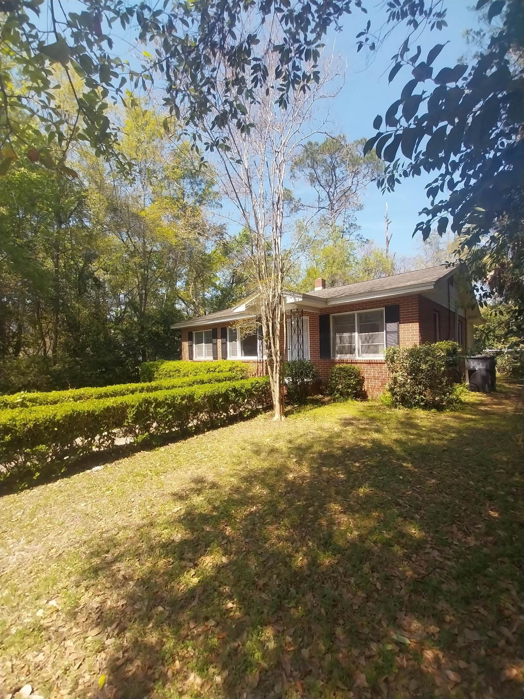 1428 Charlotte Street – photo 3