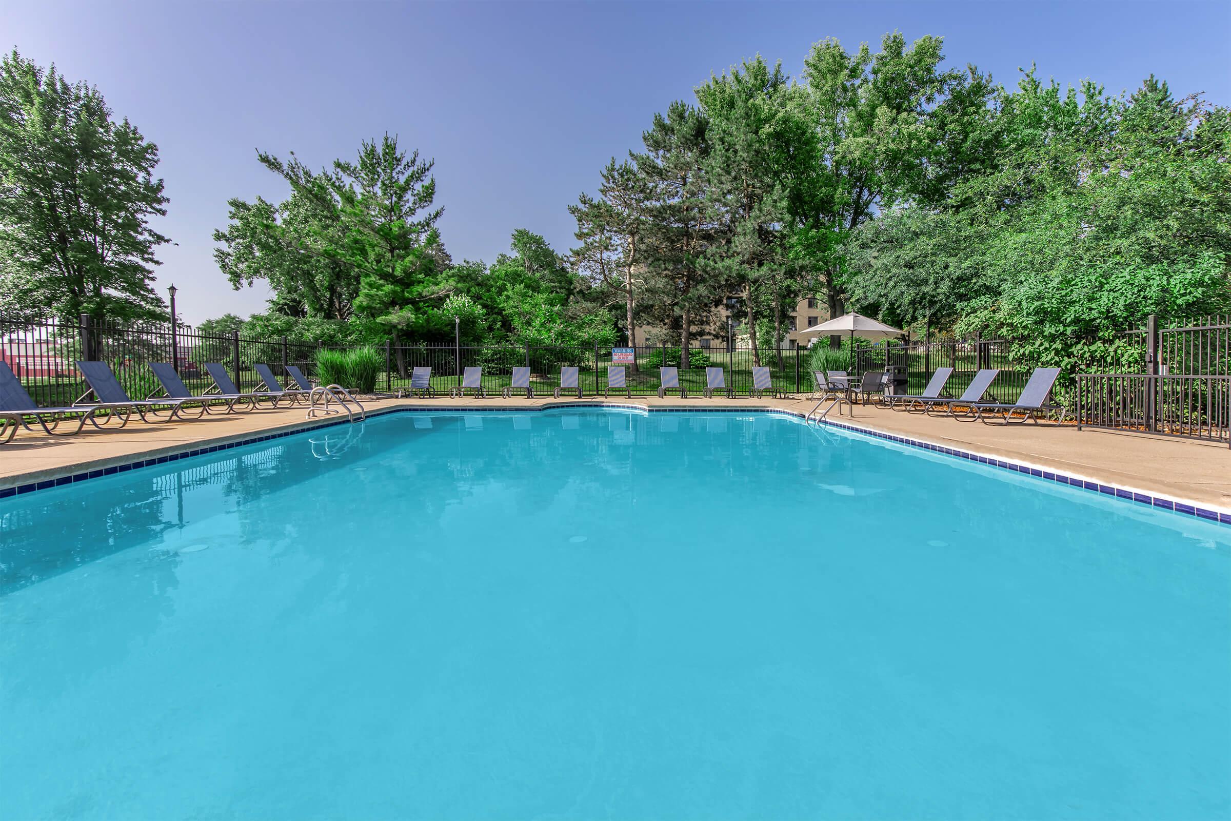 Summer Ridge Apartments – photo 1