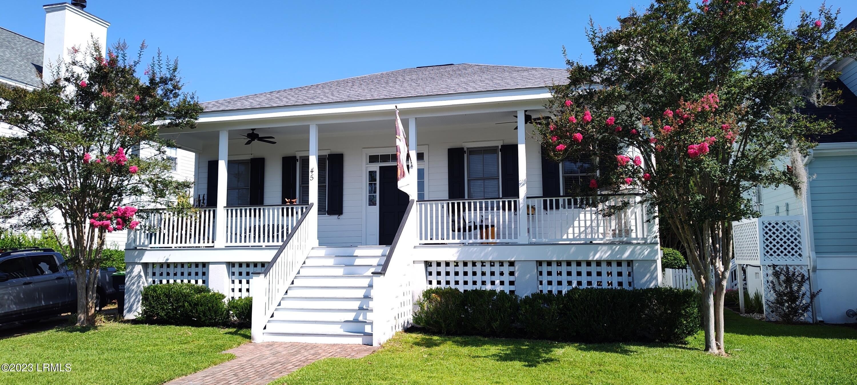 45 Holbrook Drive – photo 1