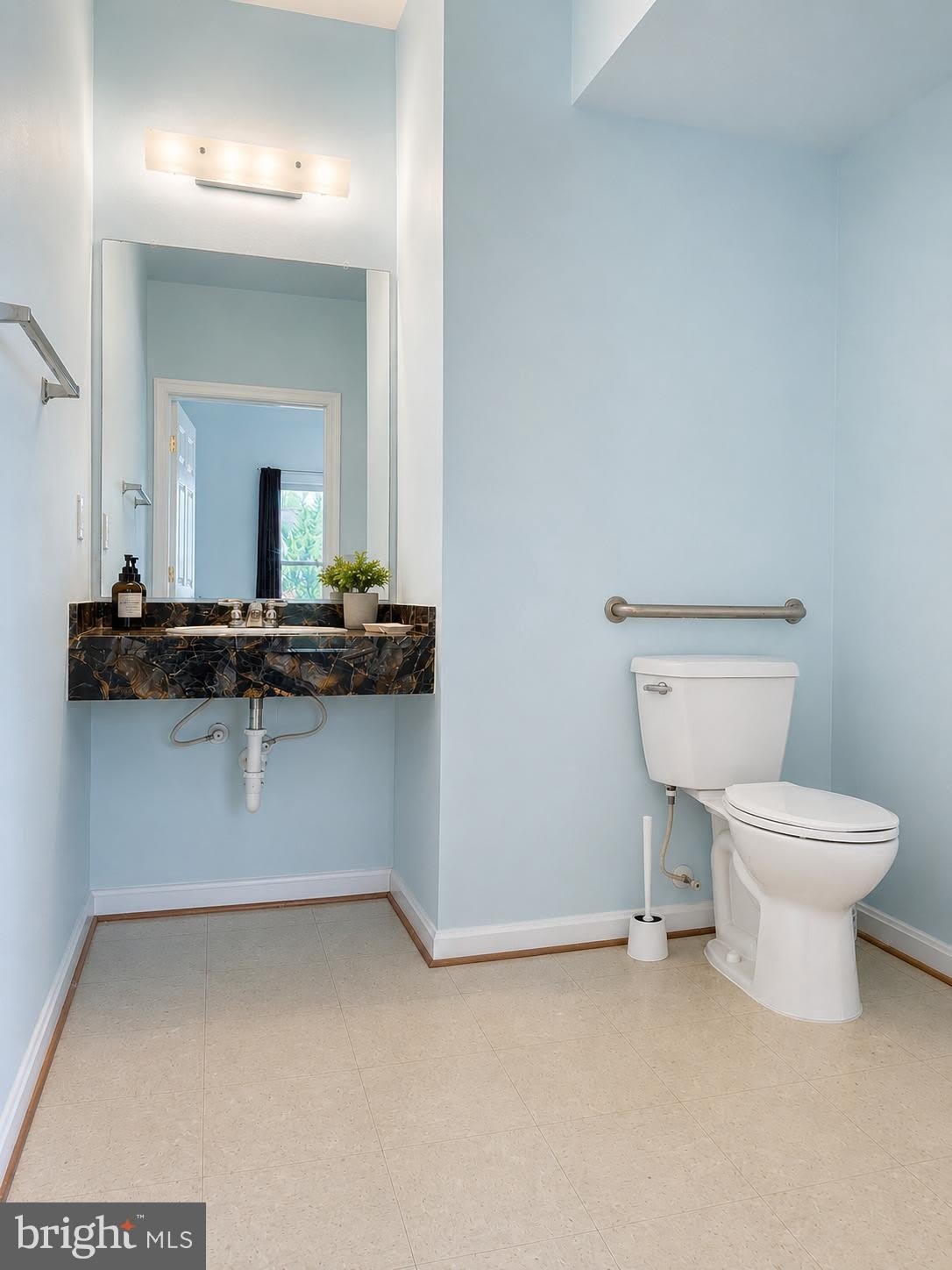 422 MAIN Street – photo 5