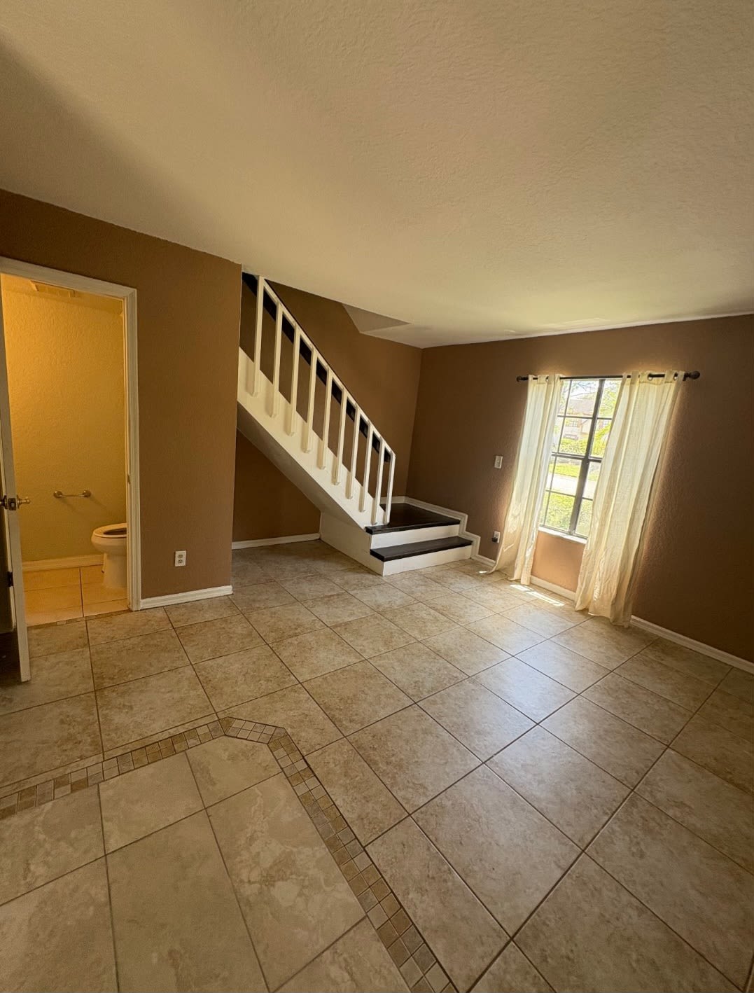 4001 Brigadoon Circle – photo 2