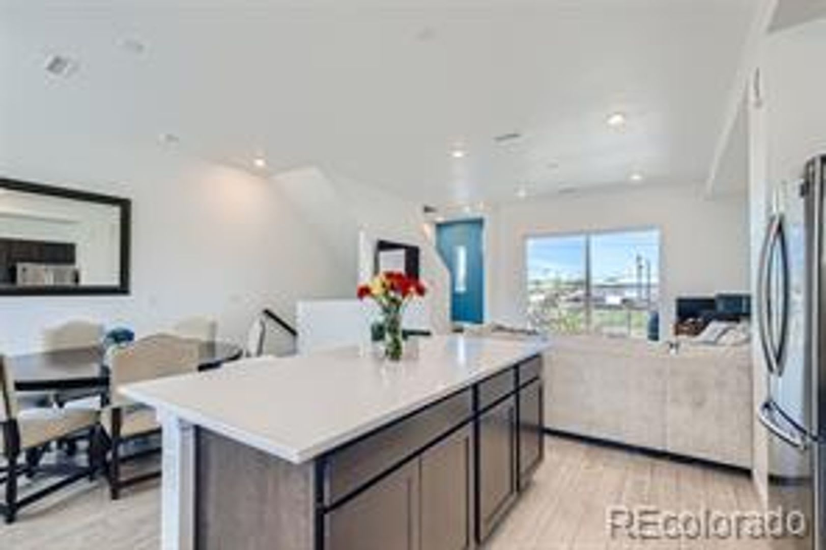 Recently Built Townhome in Hot Midtown! – photo 5