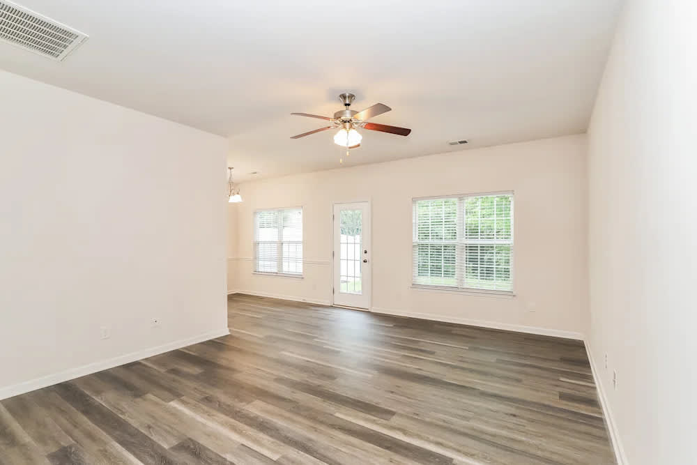 102 Brookbank Ct – photo 5