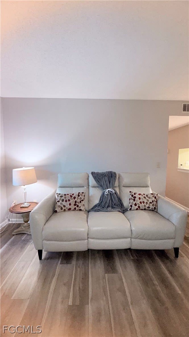 9540 Green Cypress Lane – photo 2