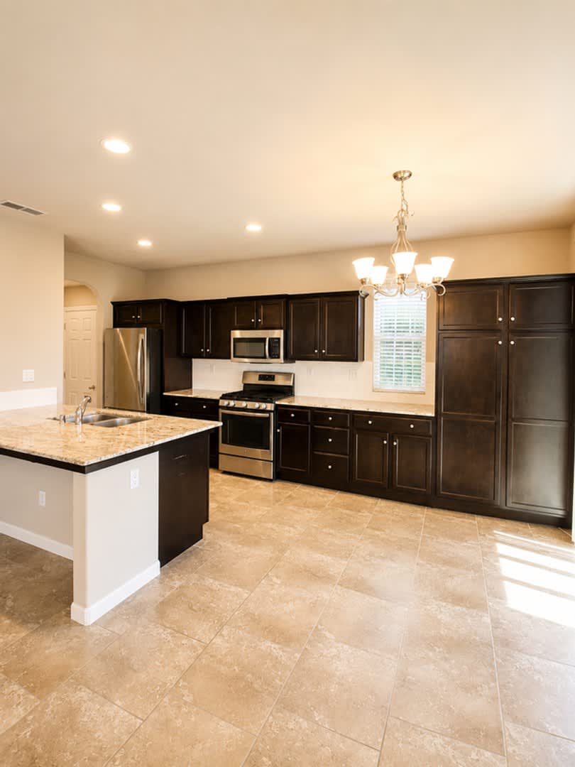 Modern 3 Bedroom 2 5 Bath In Clovis Solar Included Pge Savings – photo 3