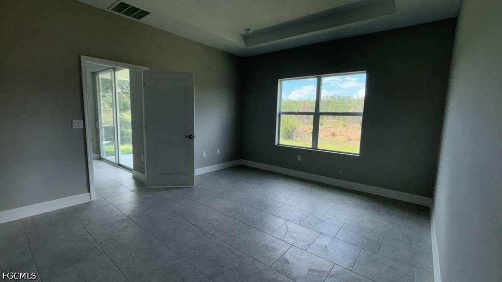 460 Westchester Drive – photo 4
