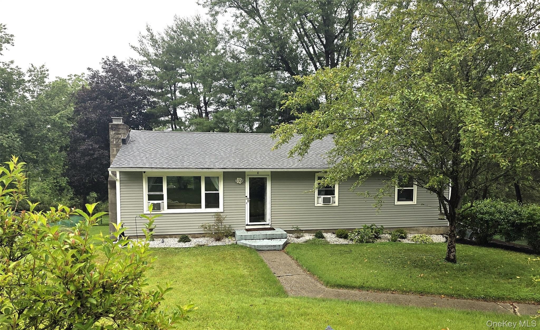 4 South Ct – photo 1
