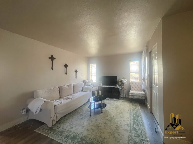 3445 Belden St – photo 2