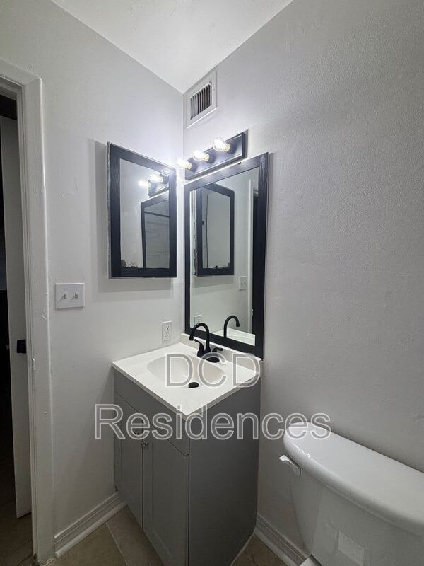 3202 S. Orlando Dr. – photo 3