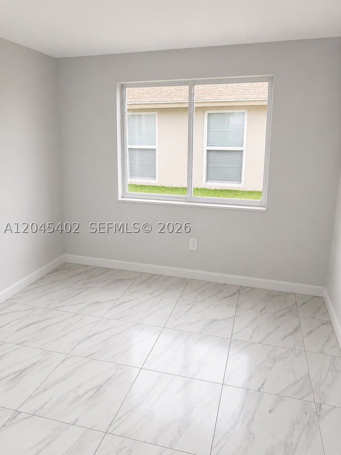 14399 NE 5th Pl – photo 3