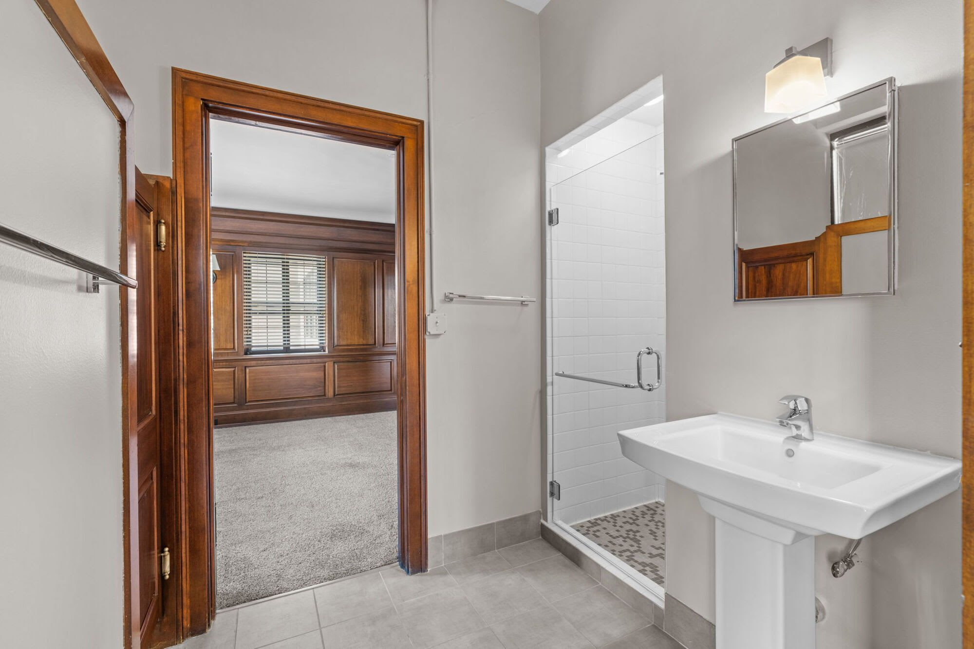 430 Oak Grove – photo 5