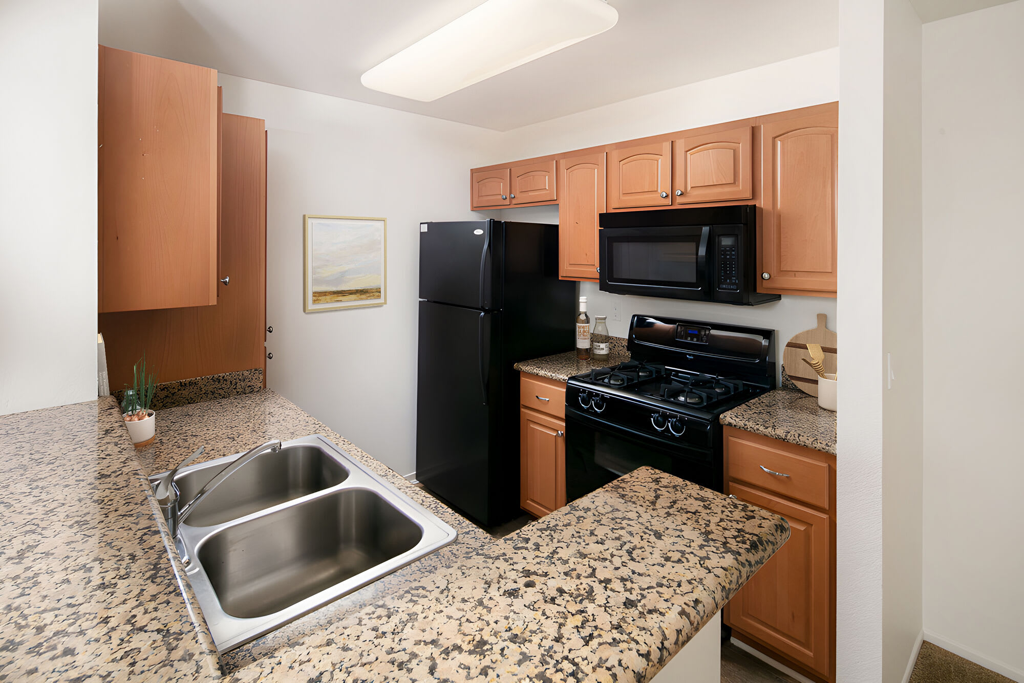 Evergreen Park Apartments – photo 1