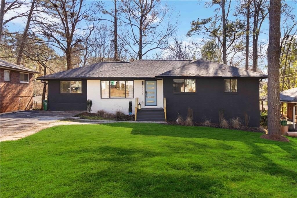 2995 Pasadena Drive – photo 1