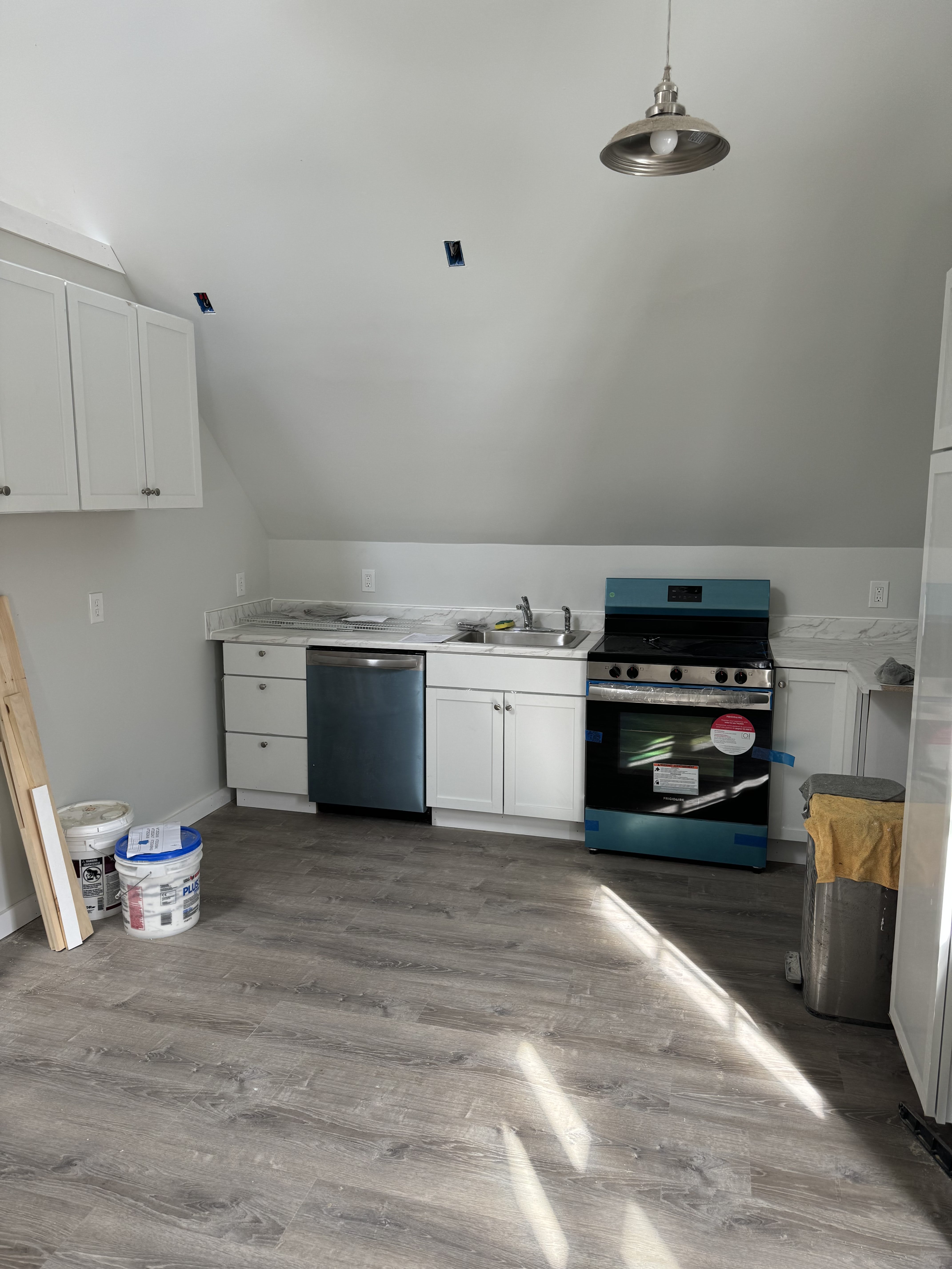 28 Chittenden Rd – photo 1