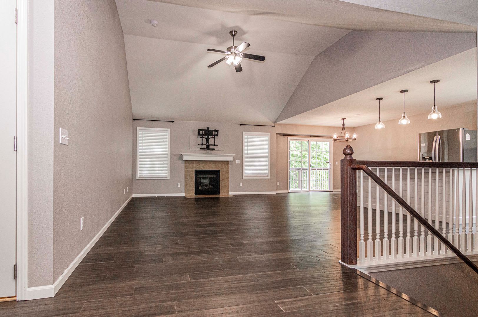 Please View 3D Virtual Walk-Through Before Scheduling a Showing – photo 3