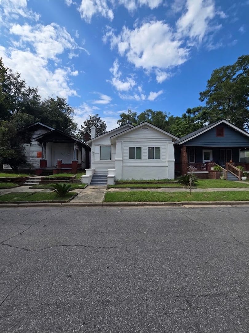 821 W 39th Street, Savannah, GA 31415 – photo 2