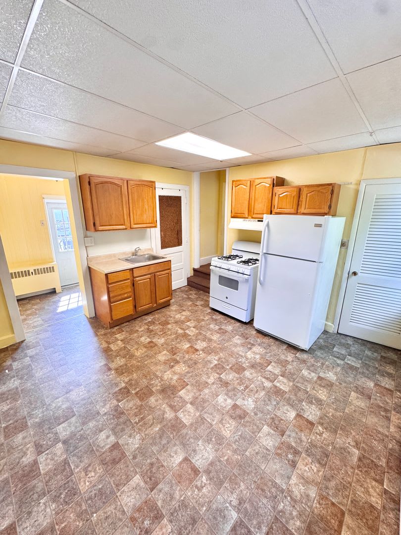 1847 E Emmaus Ave – photo 5