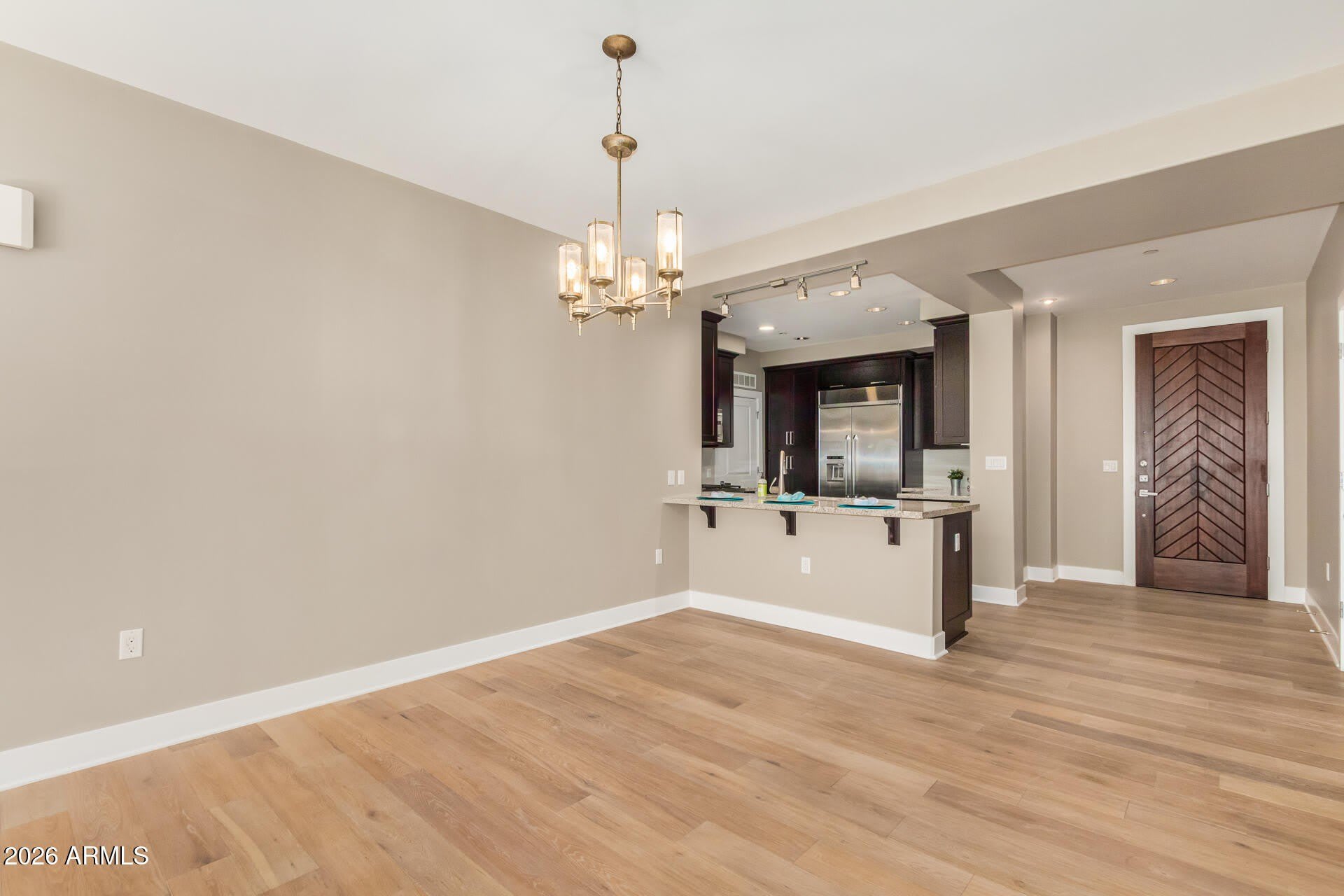 4803 N Woodmere Fairway – photo 2