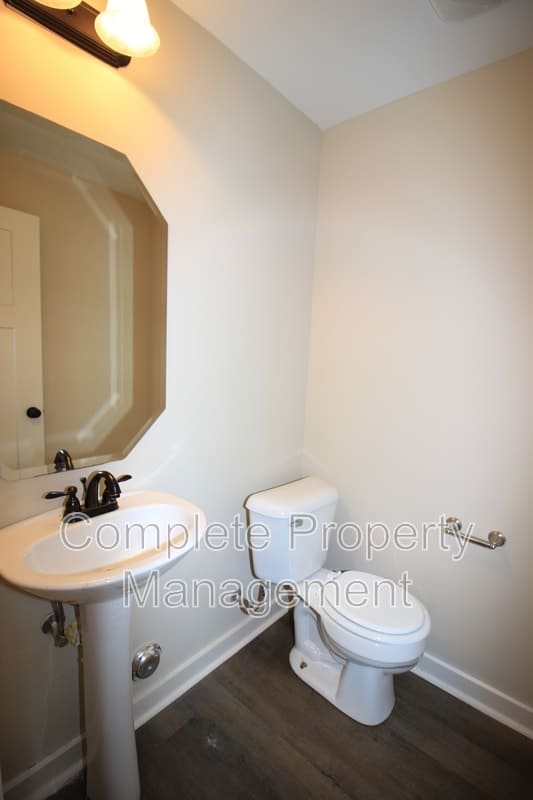 20478 Castle Ridge Rd – photo 3