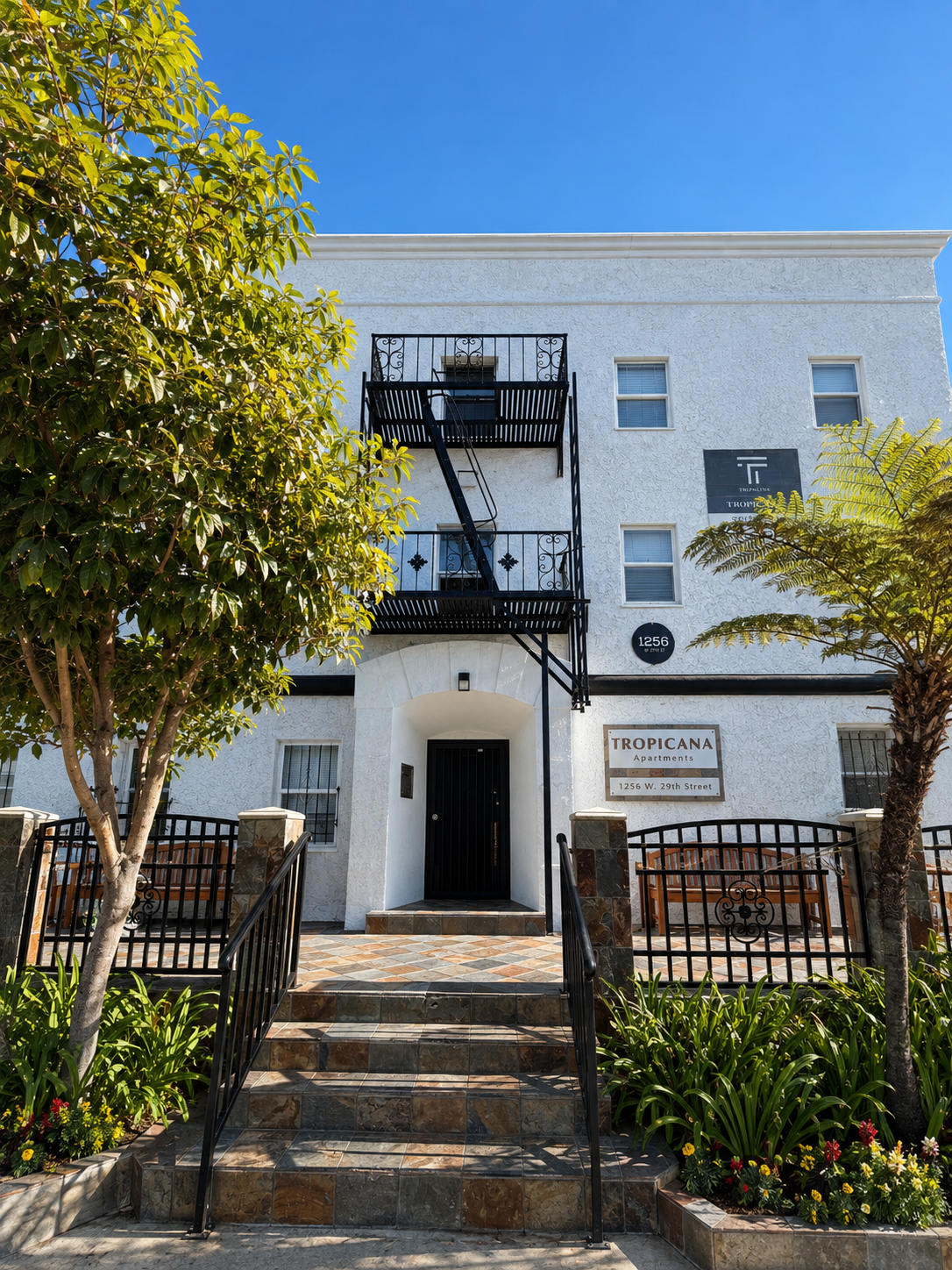 1256 W 29th Street – photo 1