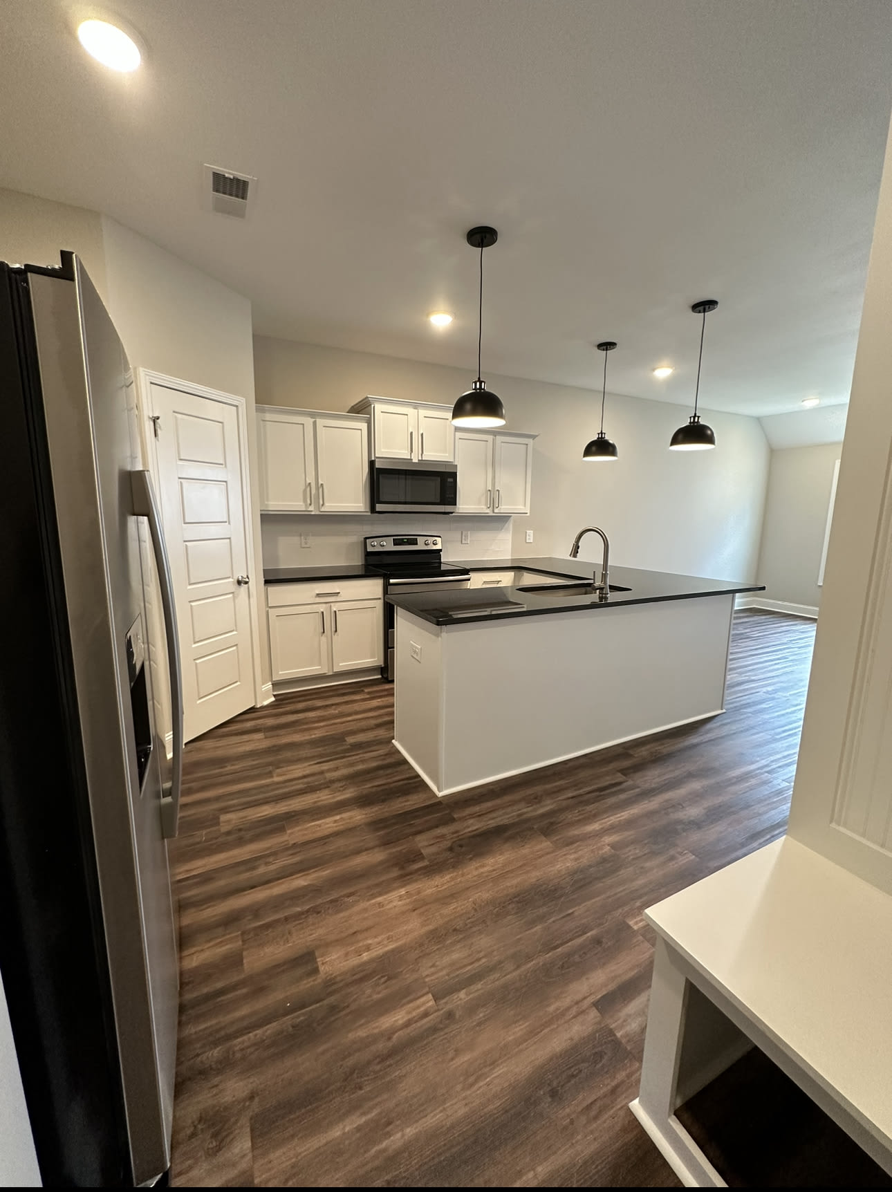 119 West Rossview Roadbuilding 2 I – photo 3