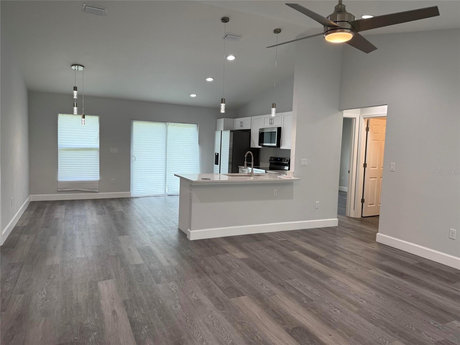 15854 SW 38 Place – photo 2