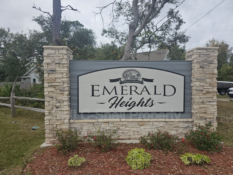 12115 Emerald Heights Ln – photo 2