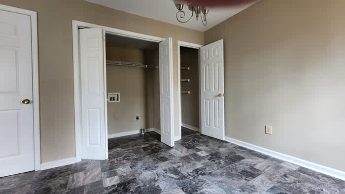 1700 Lone Oak Road – photo 2