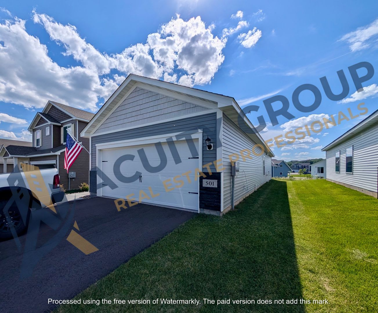 Newer built 3bd 2ba Cambridge single level home for Rent – photo 1