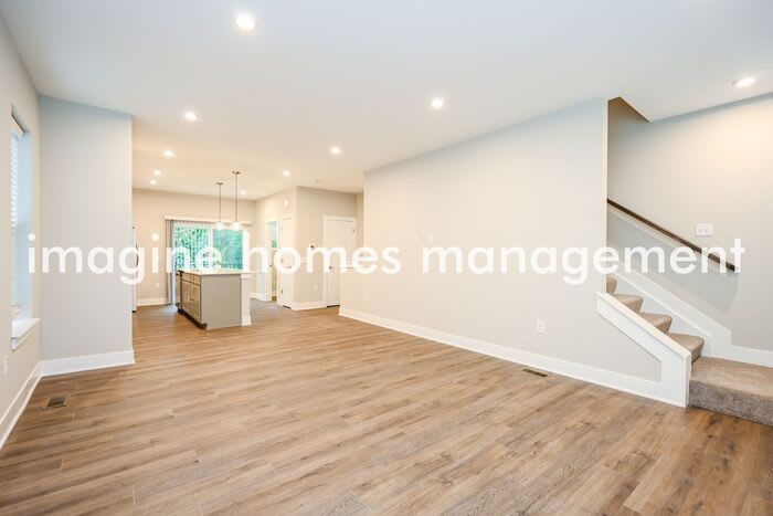 2523 Dix Street – photo 4