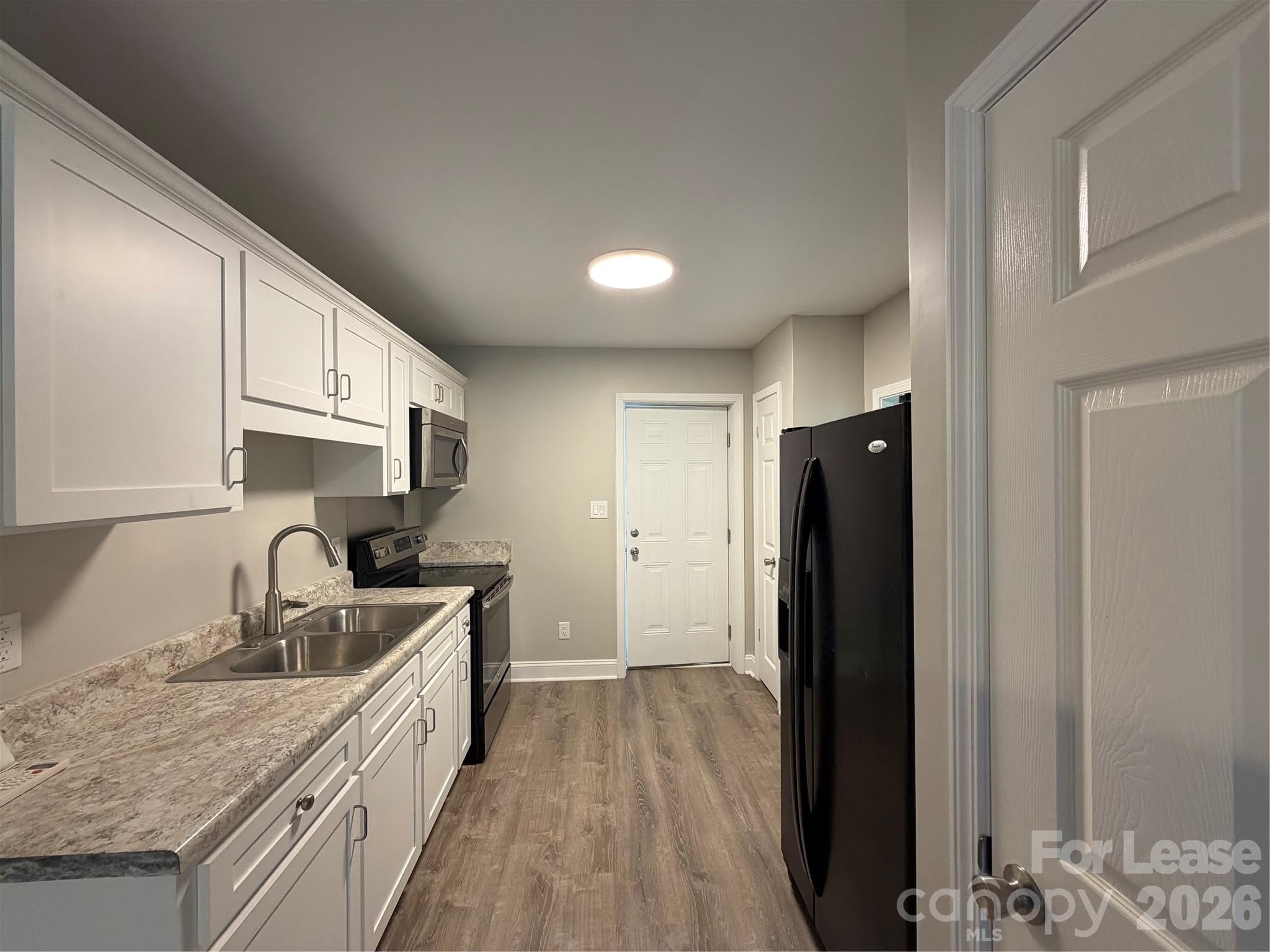 2621 E Greenbriar Road – photo 2