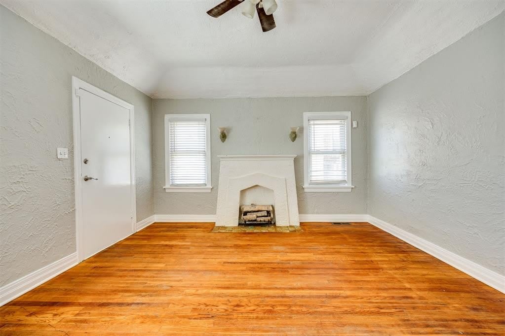 2835 Nw 22Nd Street – photo 2