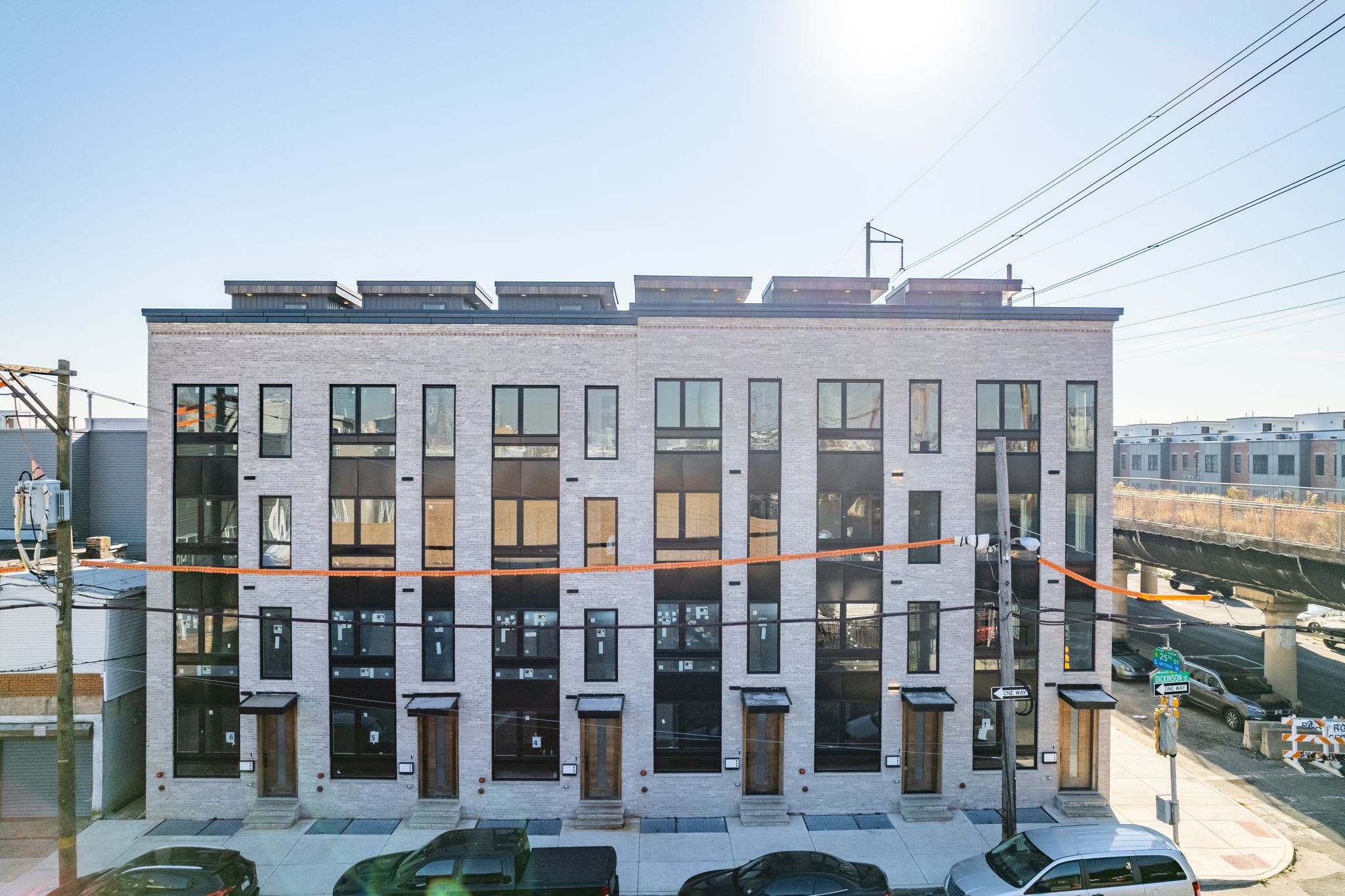 2460 Dickinson Street – photo 2