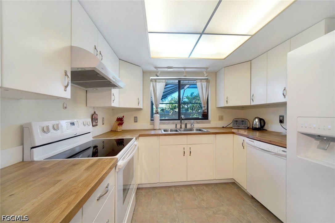 1140 SW 44th Street – photo 5