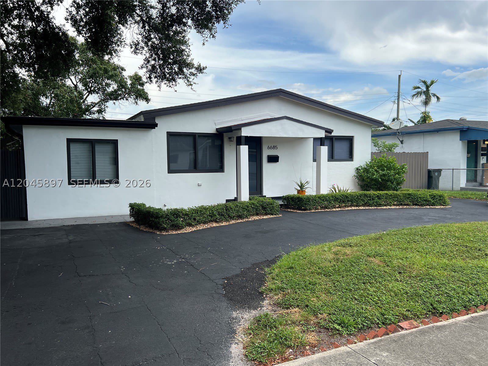 6685 NW 38th Ter – photo 3