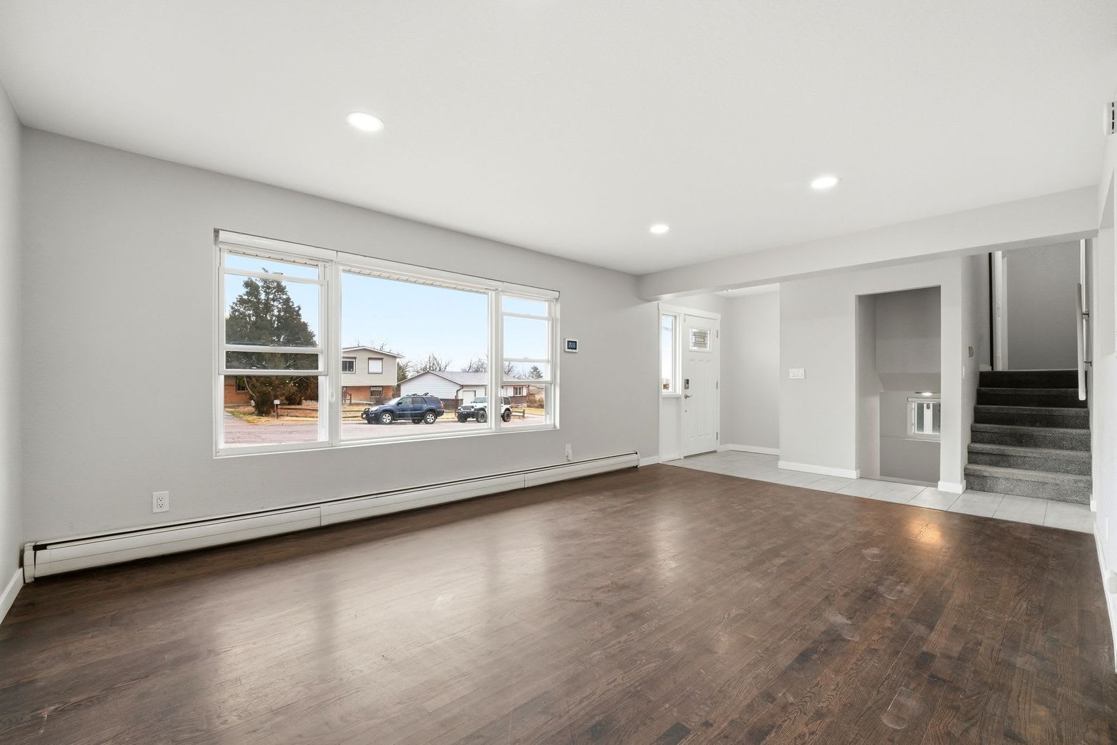 Updated 4Br Home With 2 Car Garage In Stratmoor – photo 5