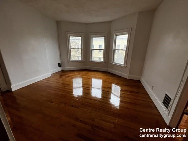 22 Bynner St. – photo 1