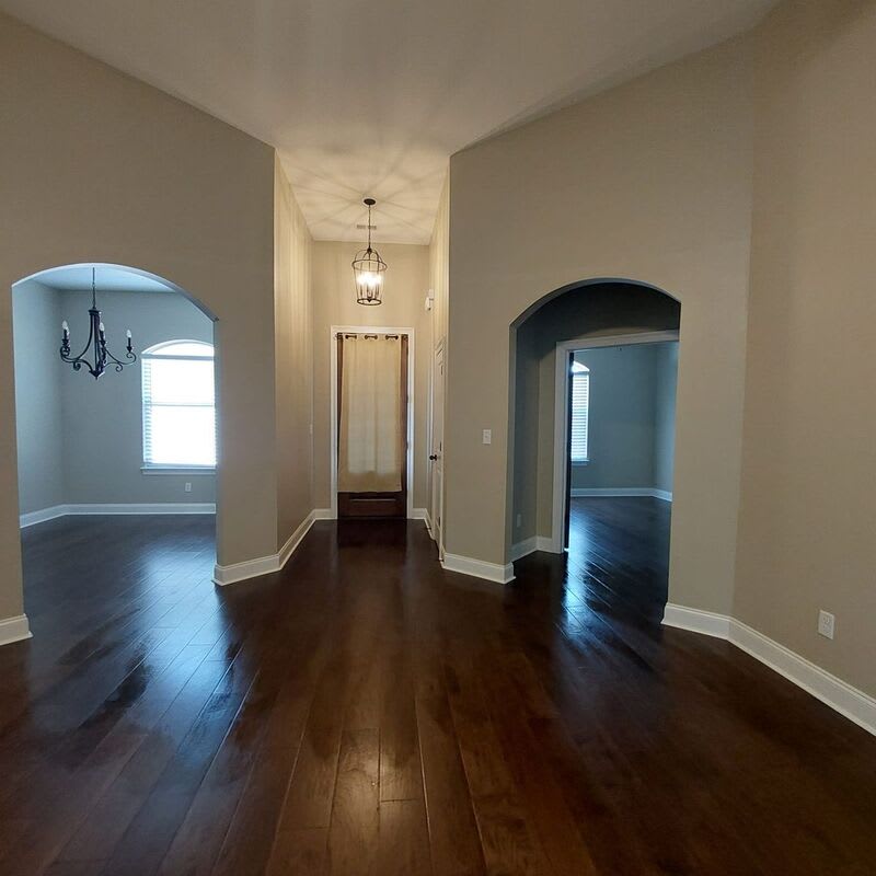 5285 Hurt Rd – photo 2