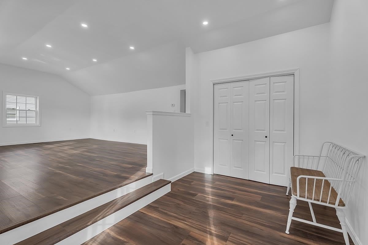 297 Elm Street – photo 5