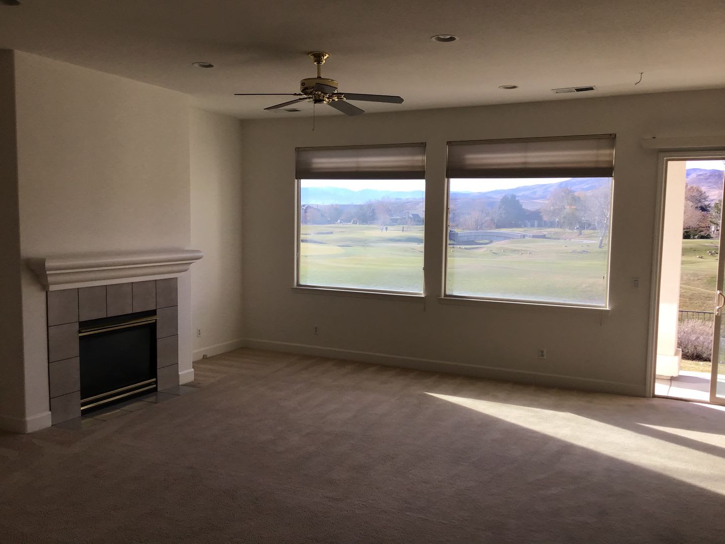 <b>Beautiful 3 Bedroom 2 Bath On The Golf Course<br><br> – photo 5