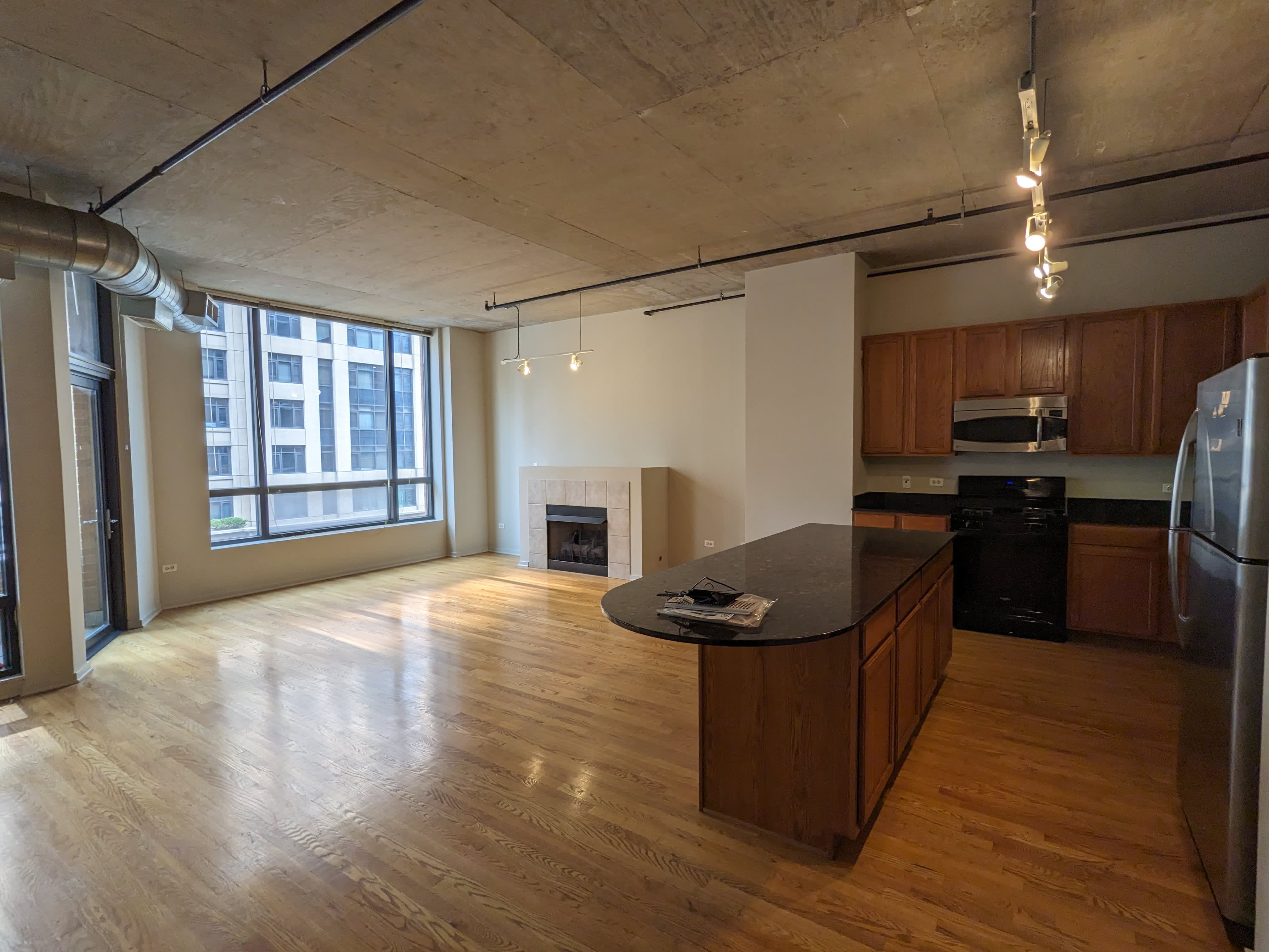 520 S State St Apt 506 – photo 1