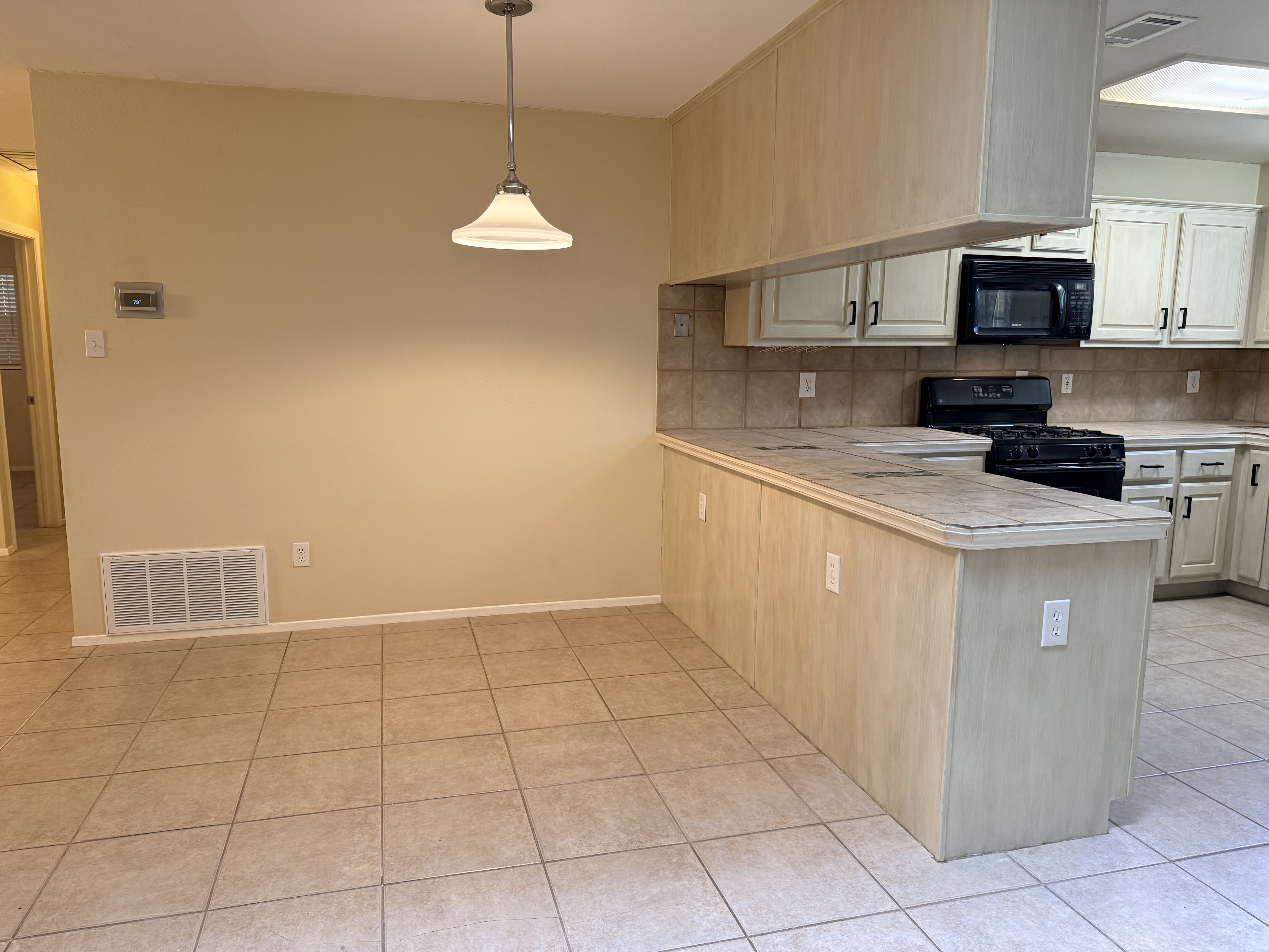 7907 Dunn Street – photo 4
