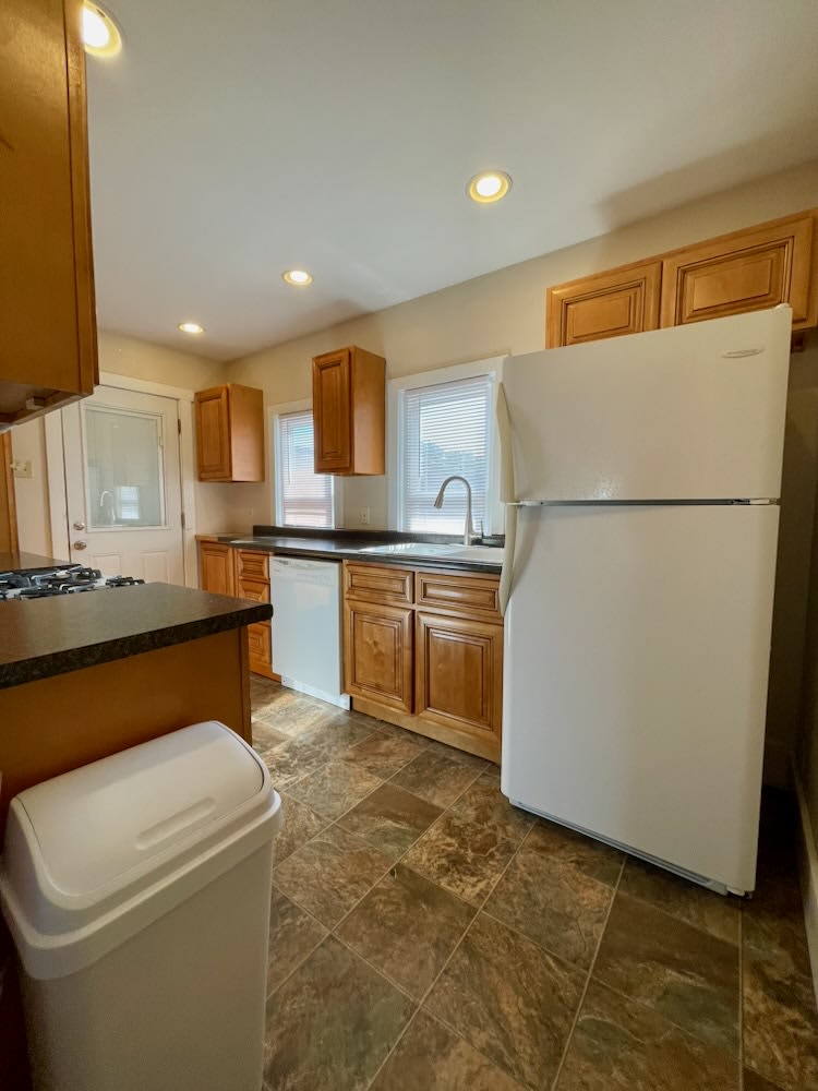 310 Rose Street – photo 5
