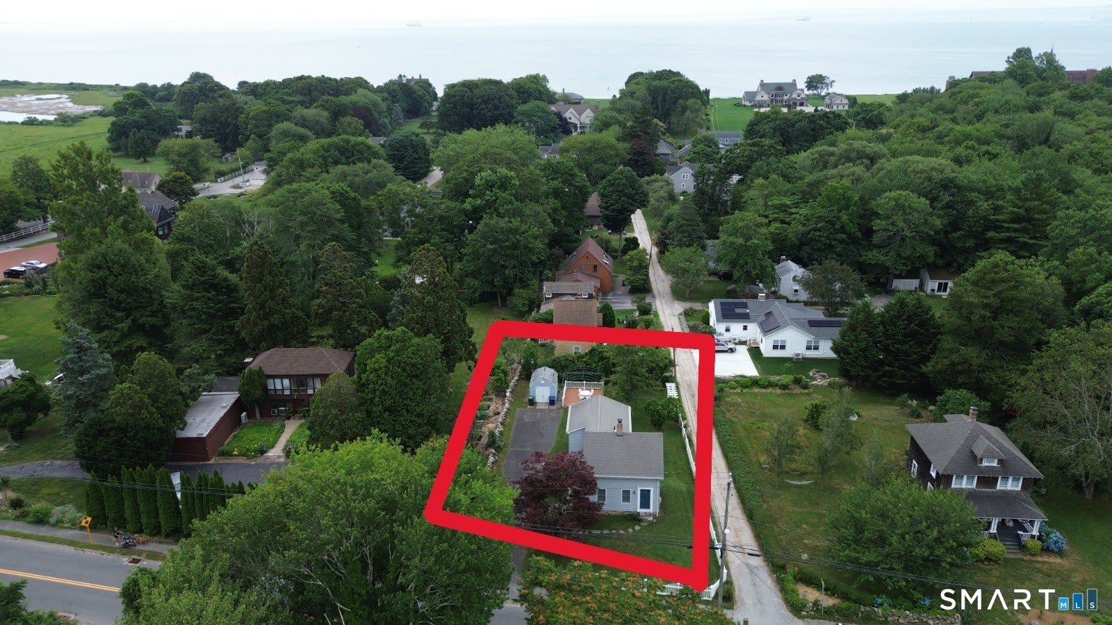 10 Shore Road – photo 3