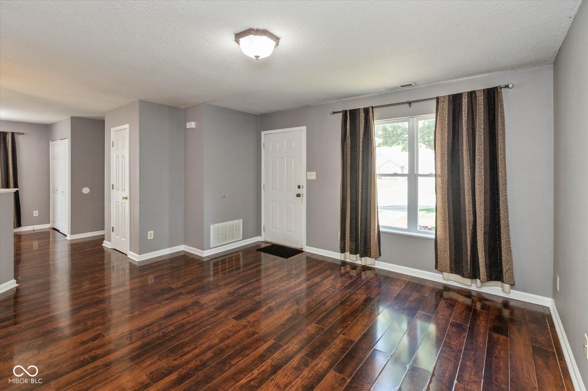 1009 Ebony Circle – photo 5